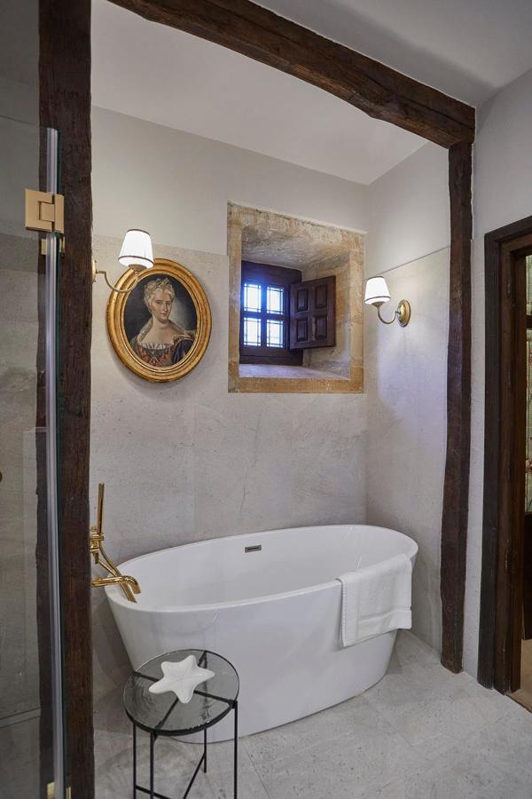 Helguera Palacio Boutique & Antique Vargas Buitenkant foto